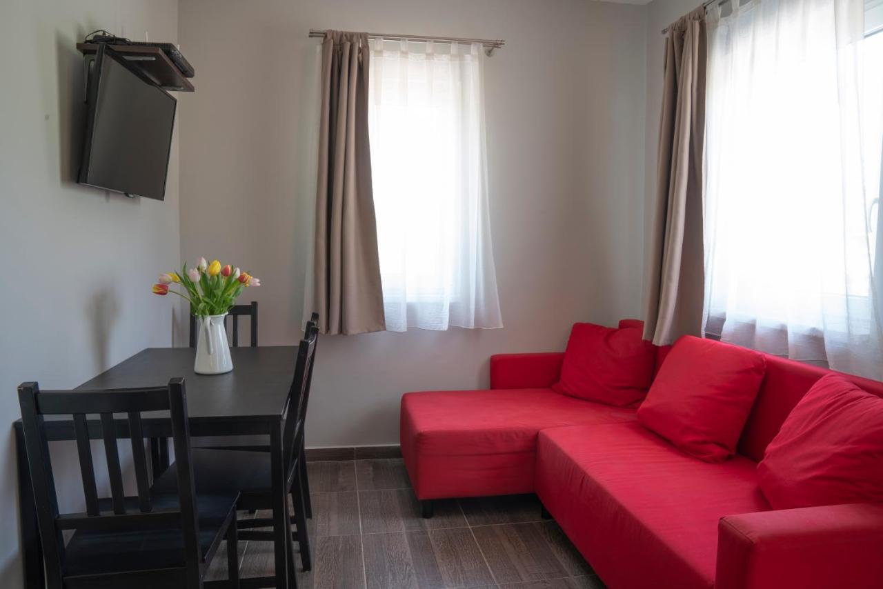 Tulipan Apartman エゲル エクステリア 写真