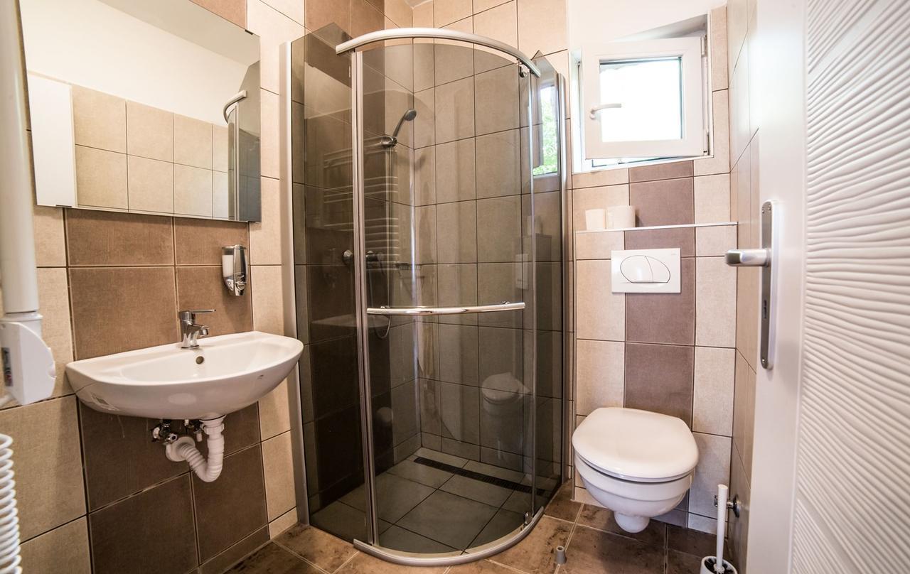 Tulipan Apartman エゲル エクステリア 写真